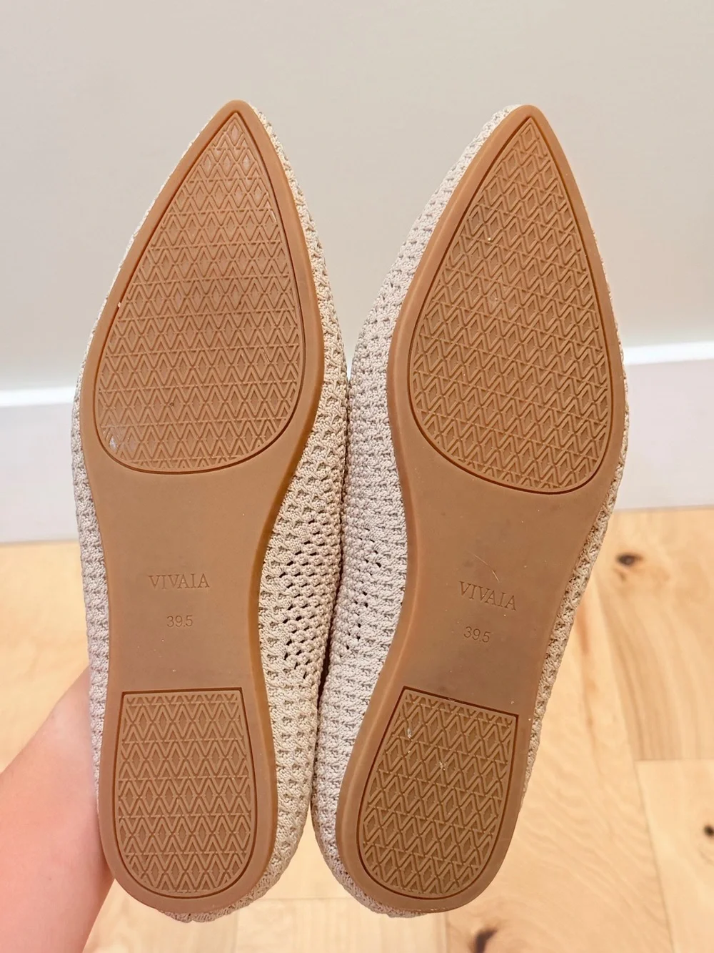 Women's Pointed Knit Ballet Flats in Beige